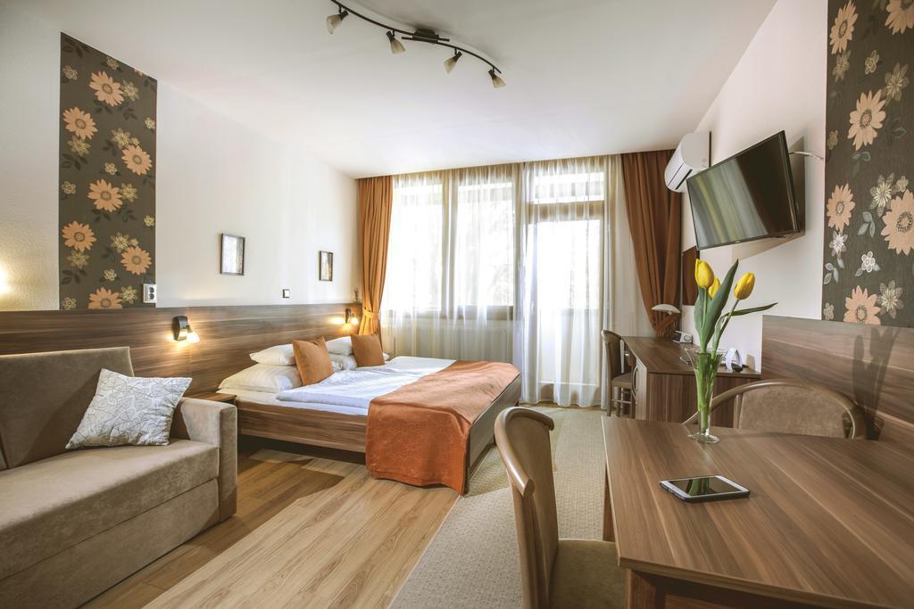 Apartman Hotel Bük 외부 사진