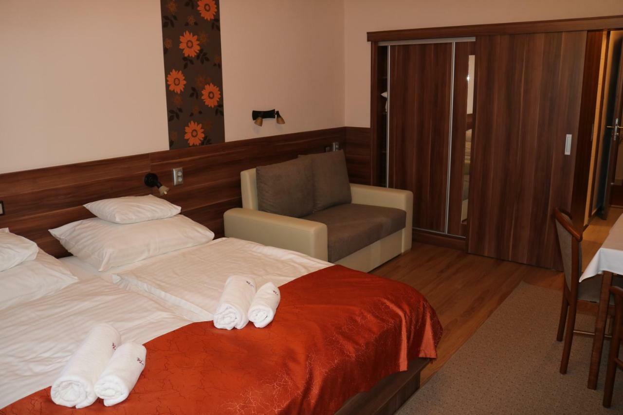 Apartman Hotel Bük 외부 사진