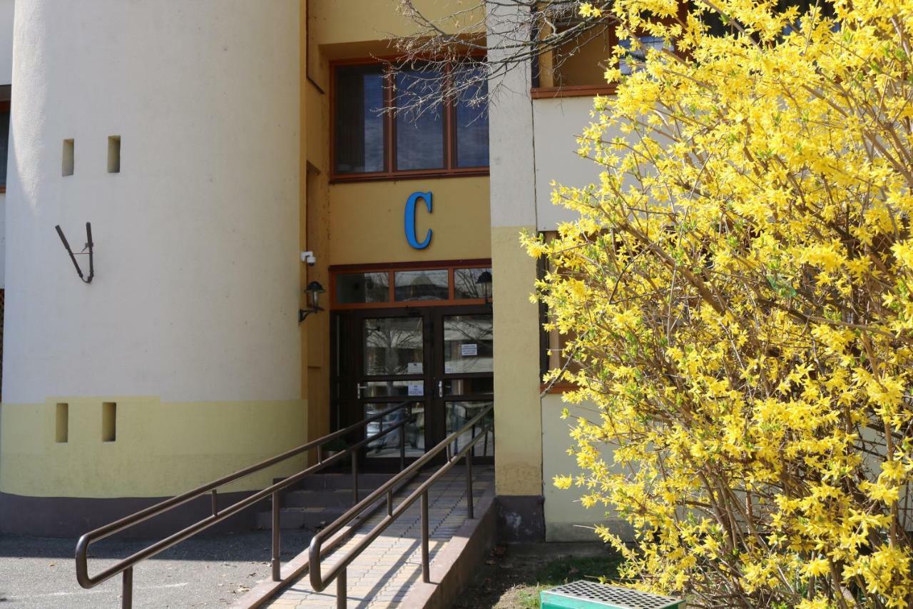 Apartman Hotel Bük 외부 사진