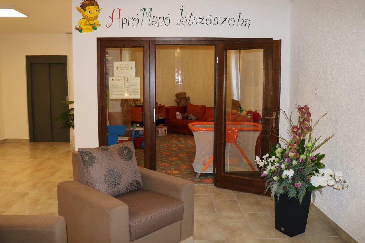 Apartman Hotel Bük 외부 사진