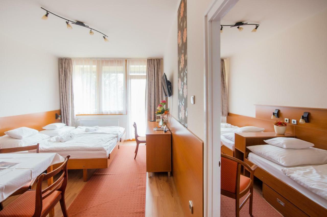Apartman Hotel Bük 객실 사진